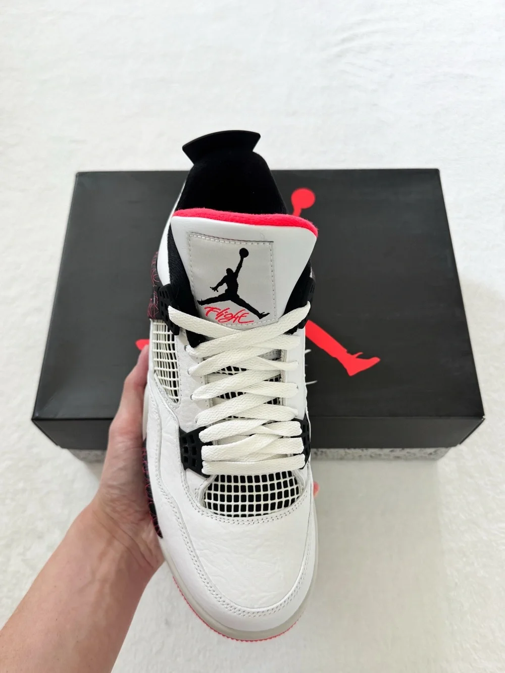 Jordan 4 Retro Pale Citron Bright Crimson White Black 2019 release size 8.5